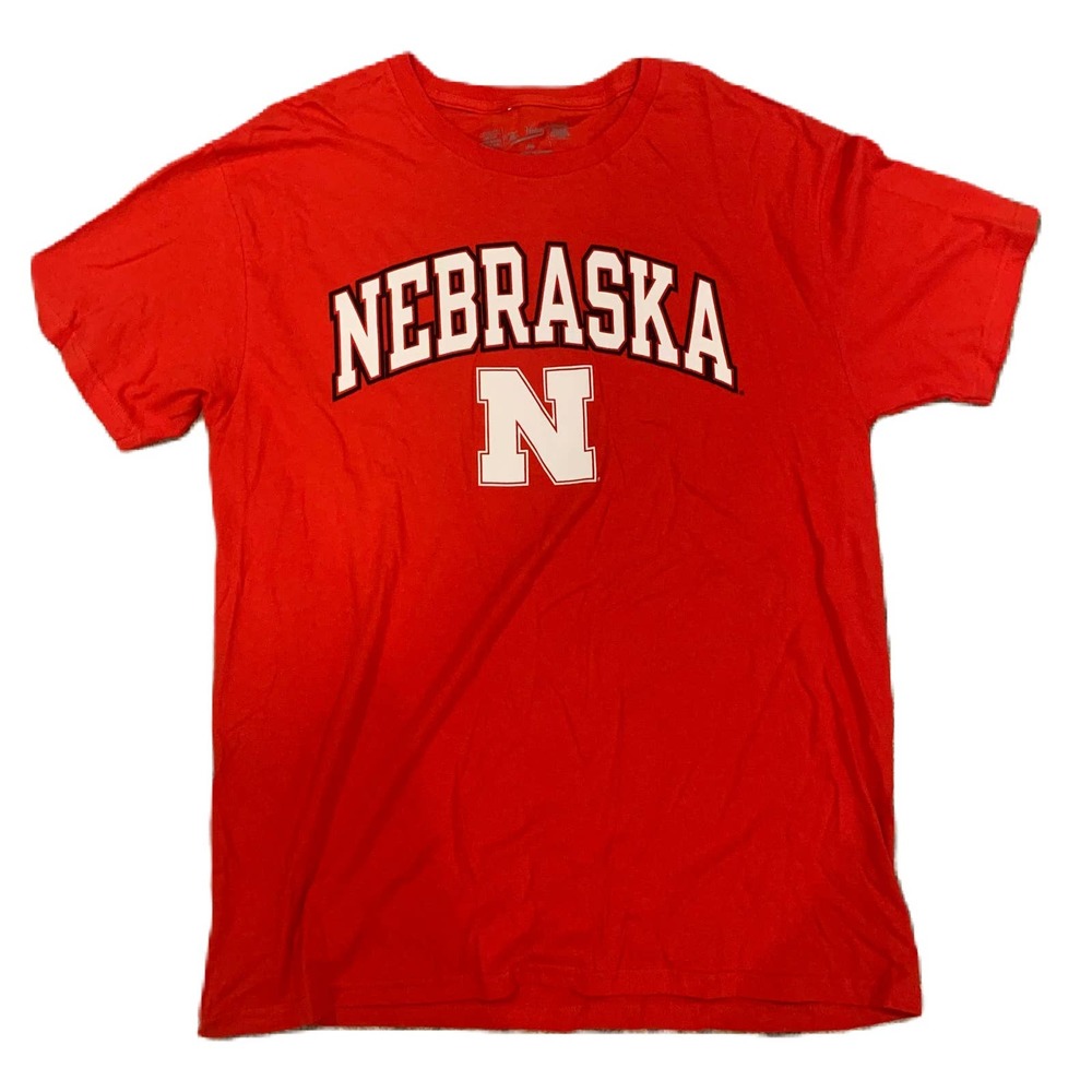 Nebraska Cornhuskers NCAA x The Victory Big Logo T-Shirt Men's Size Large‎